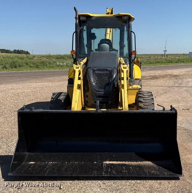 Image of Komatsu WB146 equipment image 1