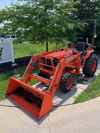 Image of Kubota B7800 equipment image 2