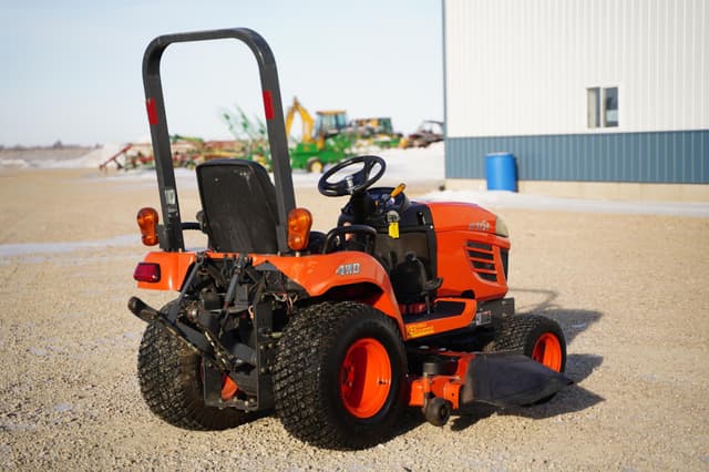 Image of Kubota BX2350 equipment image 4