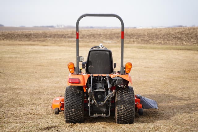 Image of Kubota BX2350 equipment image 4