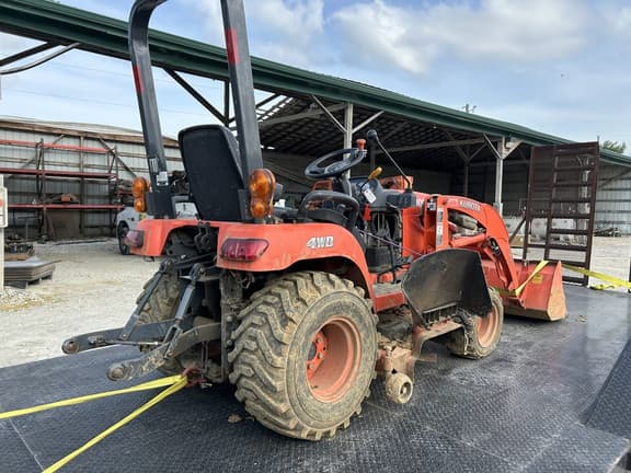 Image of Kubota BX2350 equipment image 2