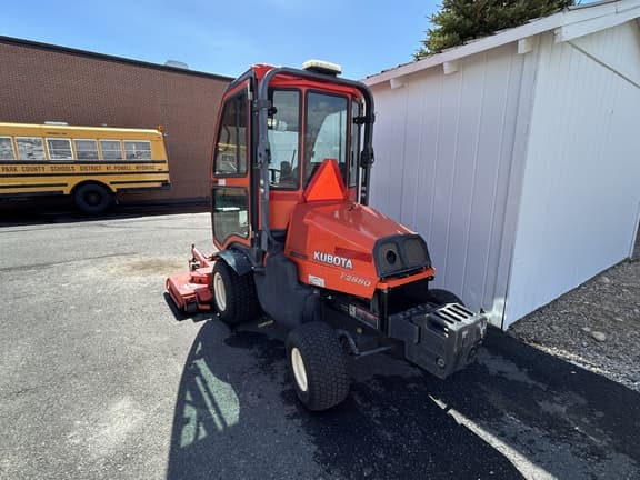 Image of Kubota F2880 equipment image 3
