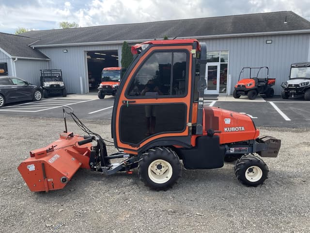 Image of Kubota F3680 equipment image 1