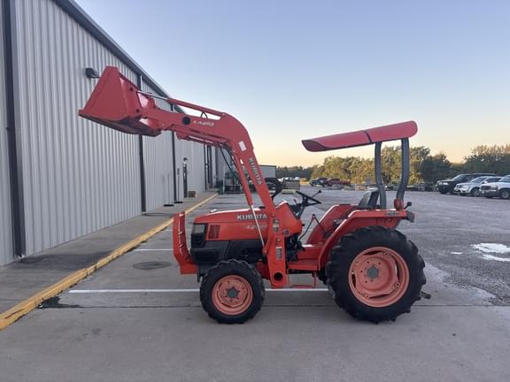 Image of Kubota L2800 equipment image 4