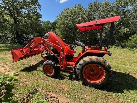 Image of Kubota L2800 Primary image