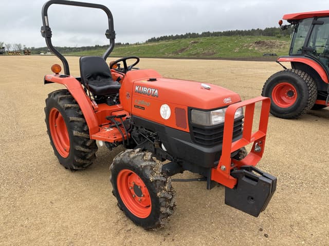 Image of Kubota L2800 equipment image 2