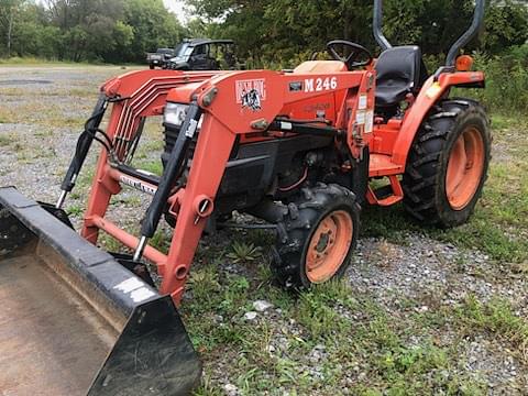 Image of Kubota L3400 equipment image 3