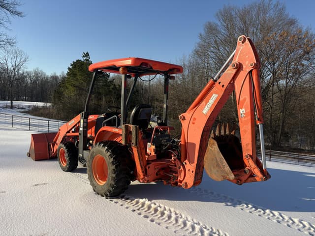 Image of Kubota L39 equipment image 1