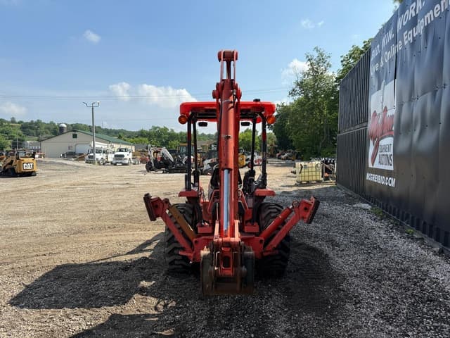 Image of Kubota L39 equipment image 2