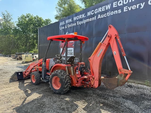 Image of Kubota L39 equipment image 1