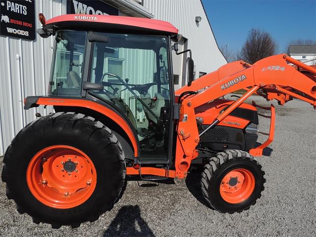 Image of Kubota L3940 equipment image 4