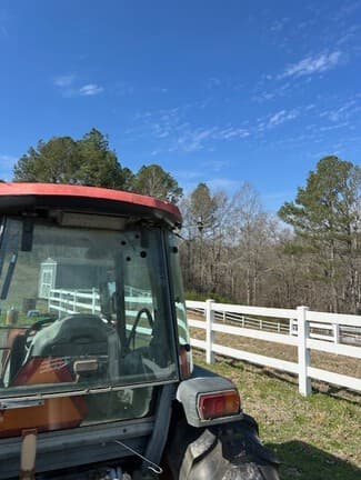 Image of Kubota L4240 equipment image 3