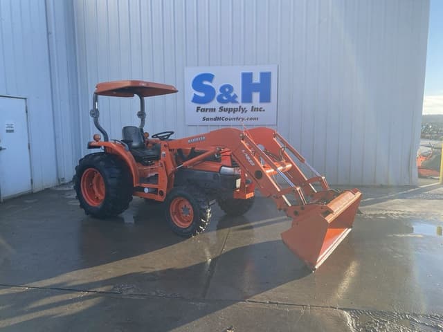 Image of Kubota L4630 equipment image 1