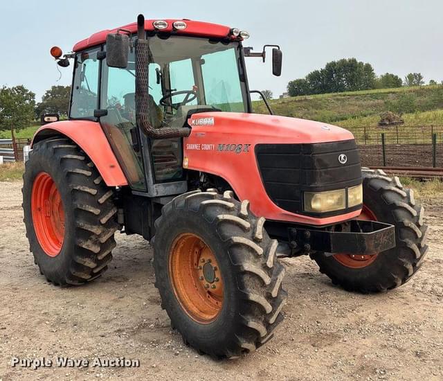 Image of Kubota M108X equipment image 2