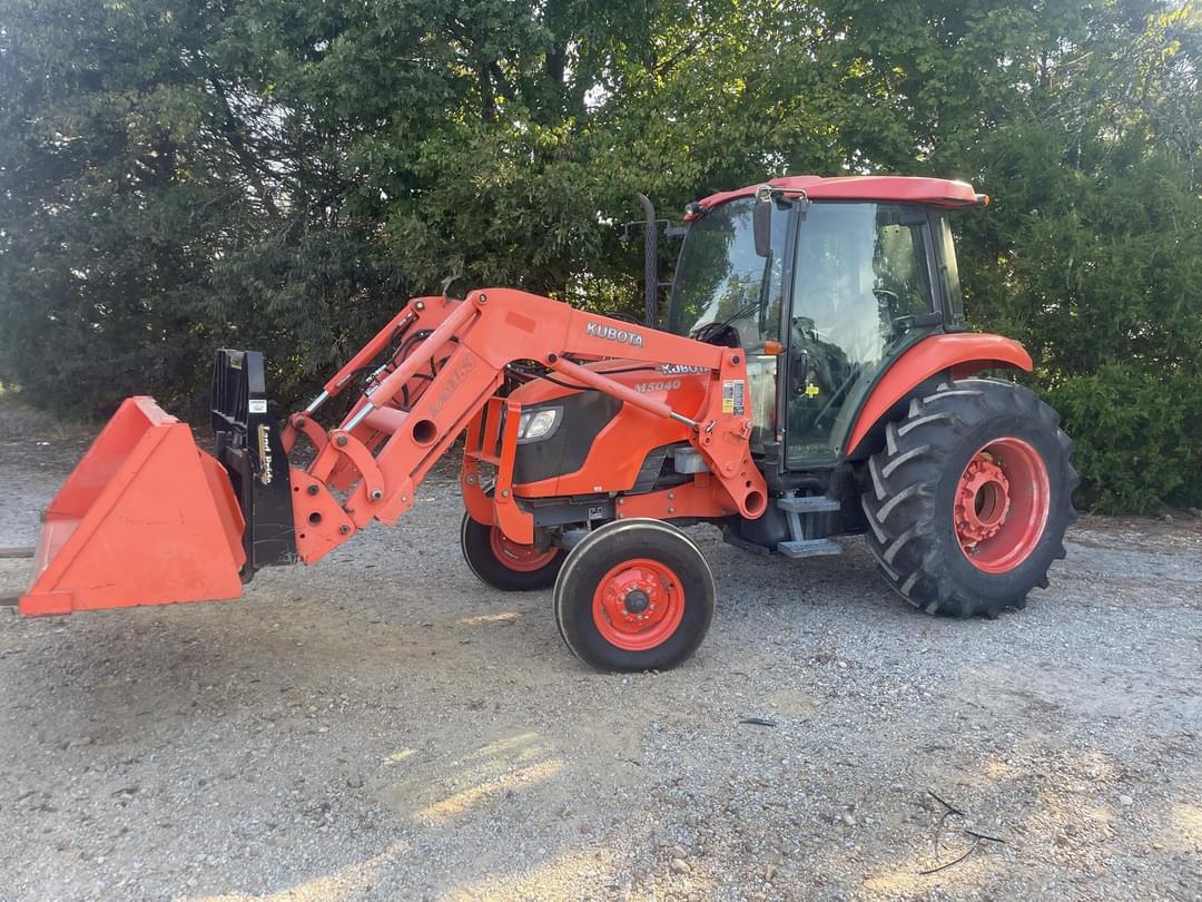 Image of Kubota M5040 Primary image