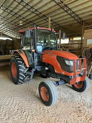 Image of Kubota M8540 equipment image 3