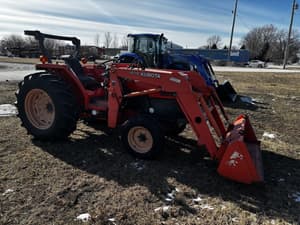 2007 Kubota MX5000 Image