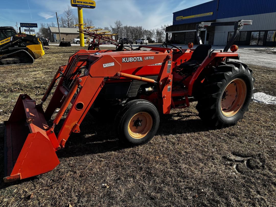 Image of Kubota MX5000 Primary image
