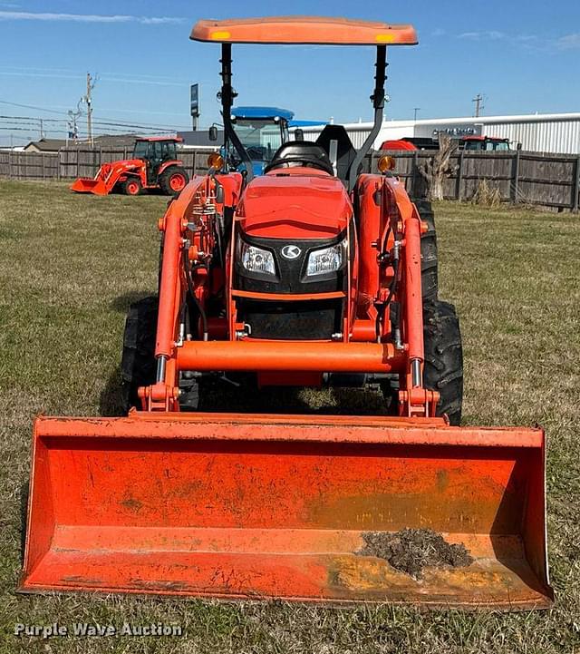 Image of Kubota MX5200D equipment image 1