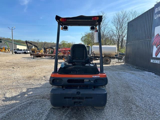 Image of Kubota R420S equipment image 2