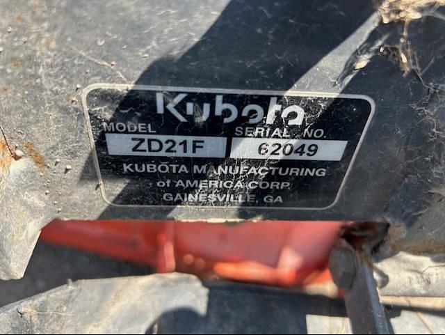 Image of Kubota ZD21 equipment image 4