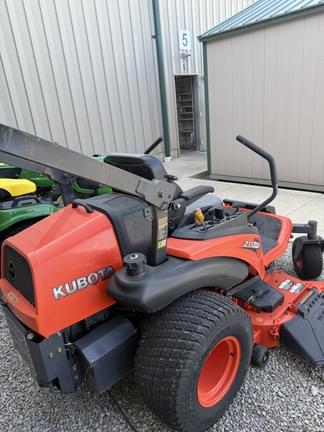 Image of Kubota ZD326 equipment image 3