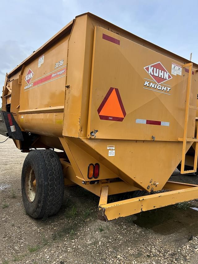 Image of Kuhn Knight 3136 equipment image 3