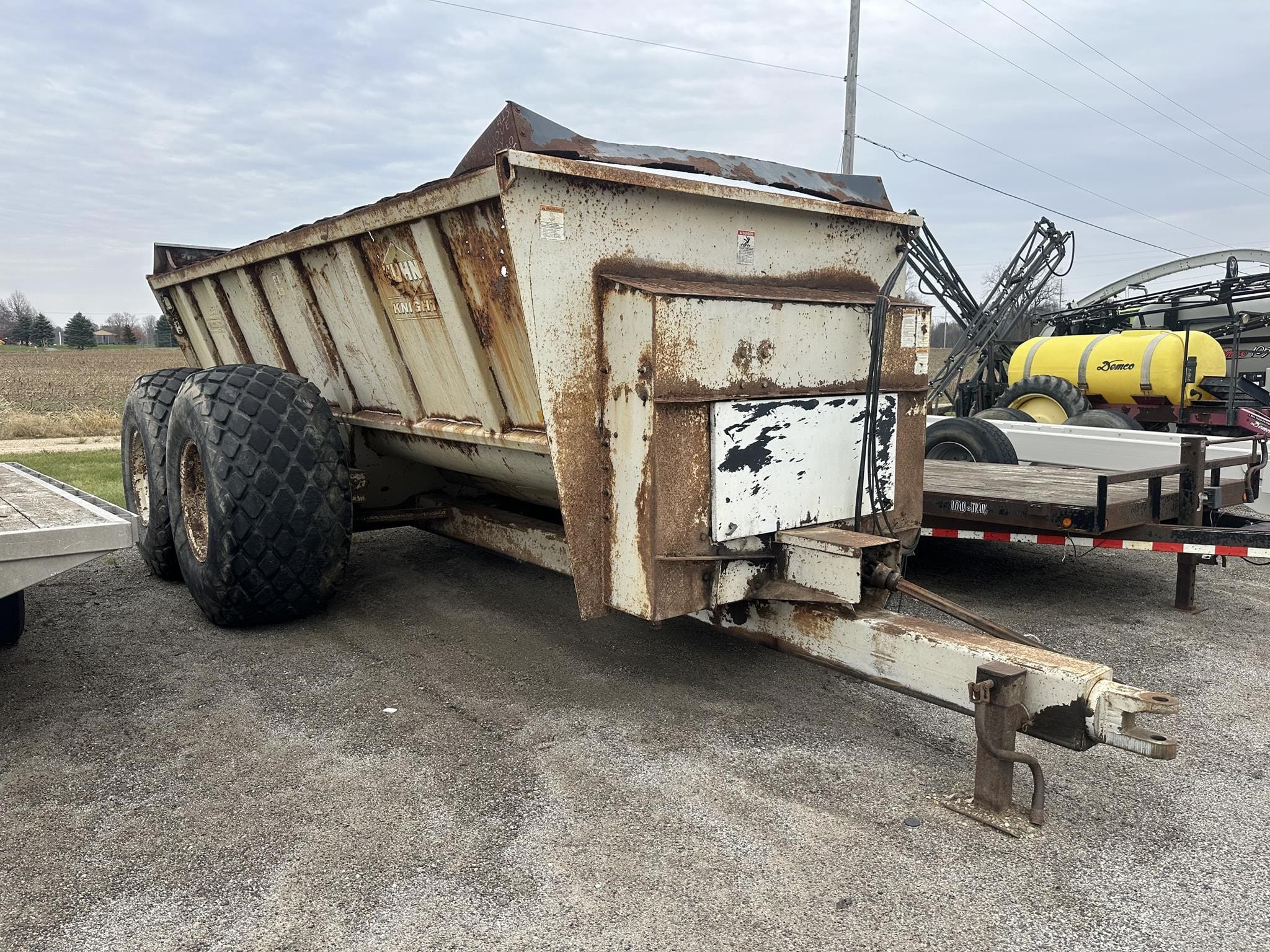 Main image Kuhn Knight 8141