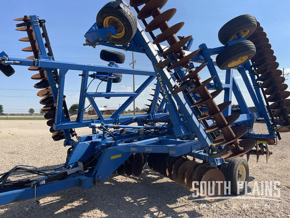 Image of Landoll 6230 equipment image 4