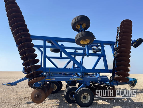 Image of Landoll 6230 equipment image 1