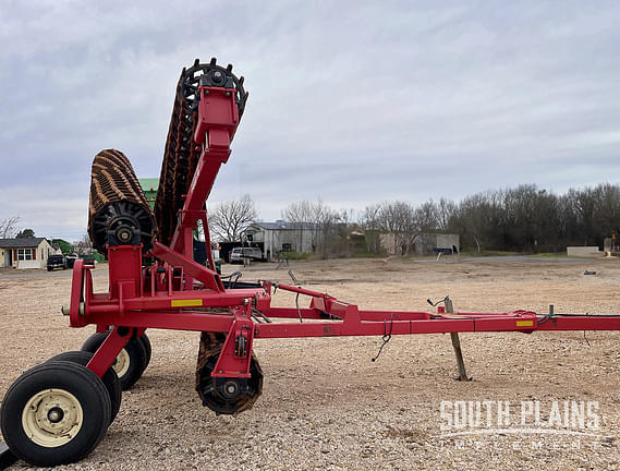 Image of Landoll 6230 equipment image 3