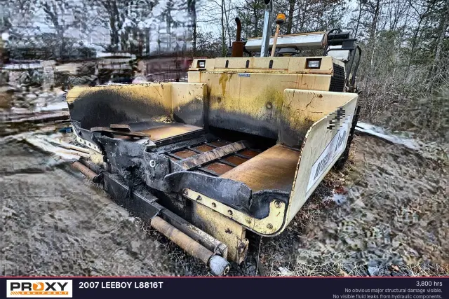 Image of LeeBoy L8816T equipment image 1