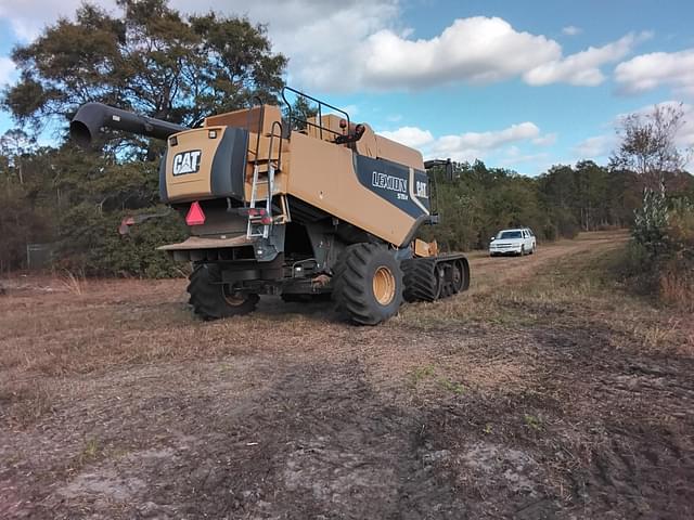 Image of CLAAS LEXION 575R equipment image 4