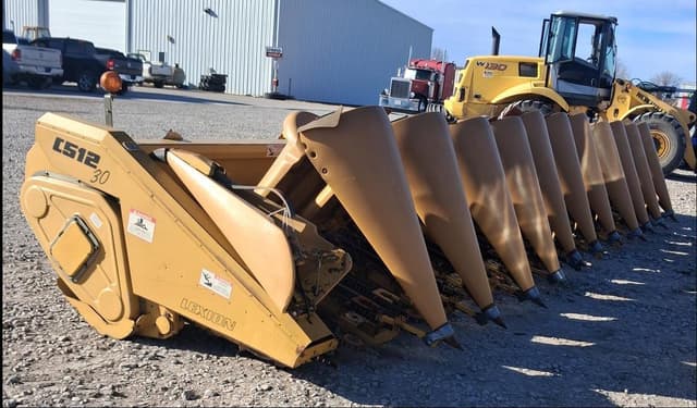 Image of Lexion C512-30 equipment image 3