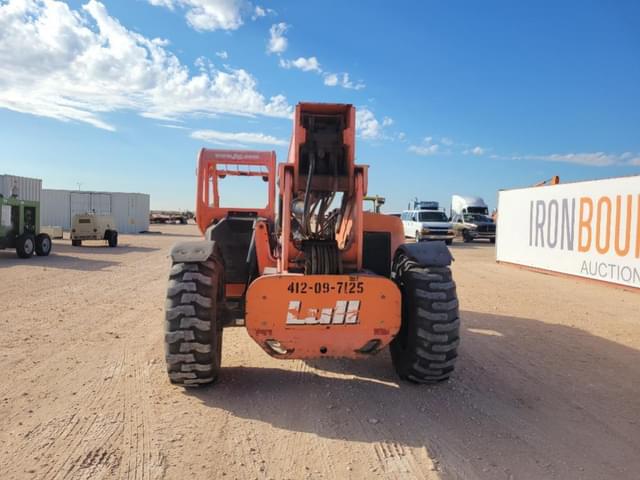 Image of Lull 944E-42 equipment image 3
