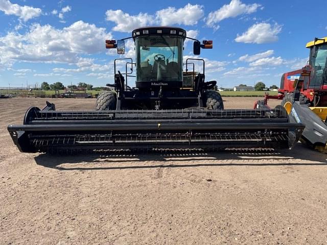 Image of MacDon M150 equipment image 3