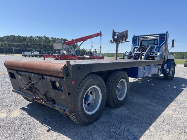 Image of Mack 600 equipment image 4