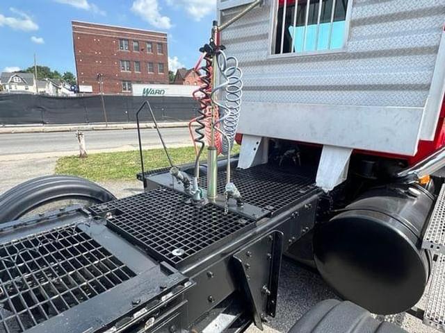 Image of Mack 600 CXN equipment image 4