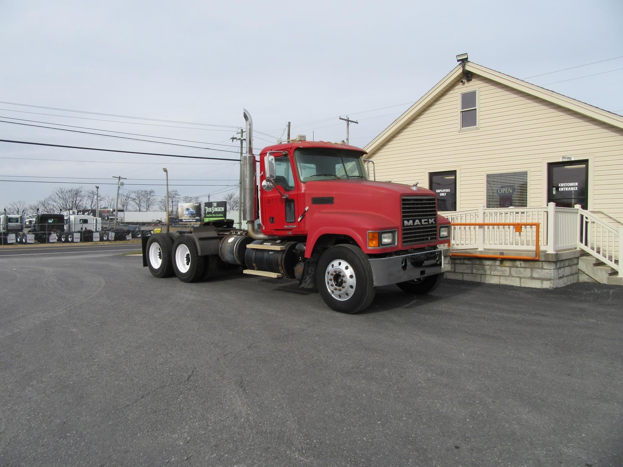 2007 Mack CHN613 Equipment Image0