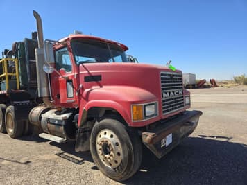 Main image Mack CHN613