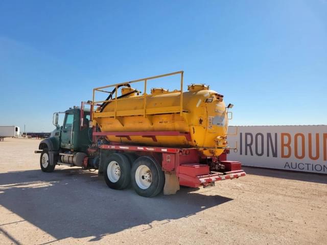 Image of Mack CTP713 equipment image 2
