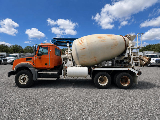 Image of Mack CTP713B equipment image 1