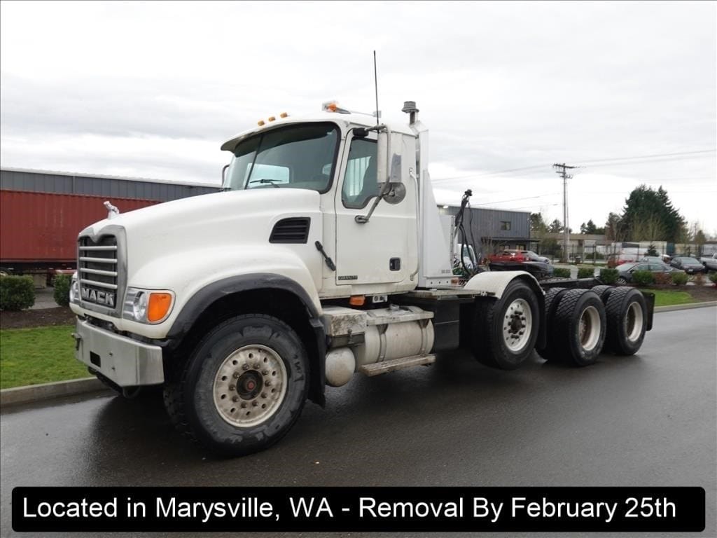 2007 Mack CV713 Equipment Image0