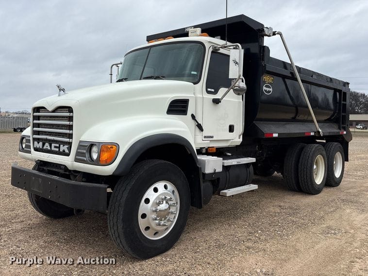 2007 Mack Granite CV713 Equipment Image0