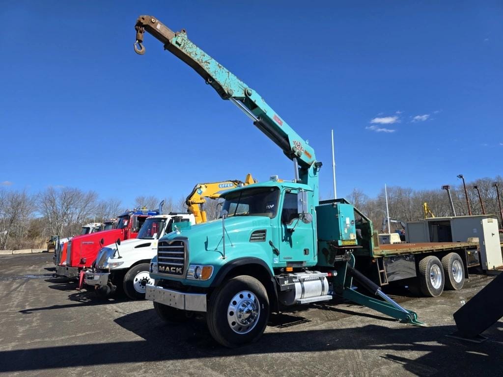 2007 Mack CV713 Equipment Image0