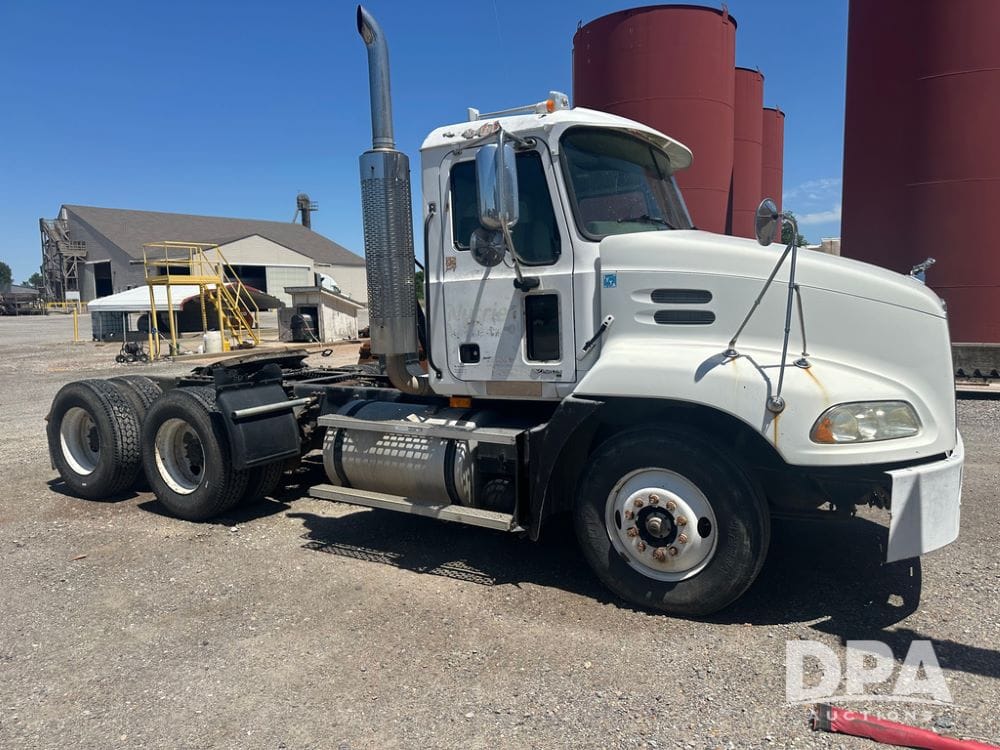 2007 Mack CXN613 Equipment Image0