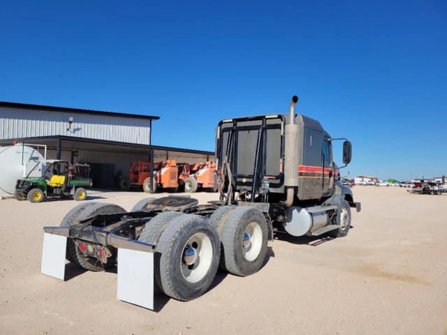 Image of Mack CXN613 equipment image 4