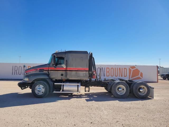 Image of Mack CXN613 equipment image 1