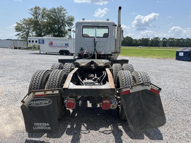 Image of Mack CT713 equipment image 3