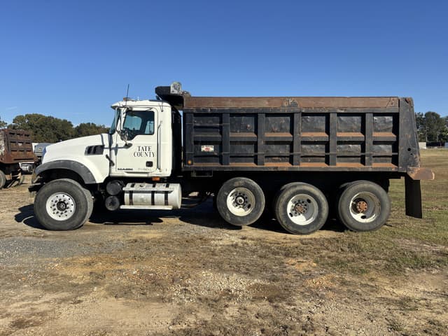 Image of Mack CTP713 equipment image 2